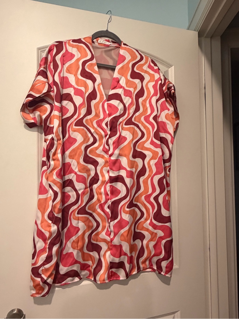 Karlie Wave-Print V-Neck Mini Dress in Pink, Orange & Red
